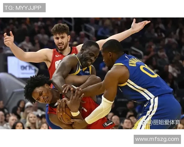 快船与勇士激战四月二十五季后赛精彩对决回顾与分析