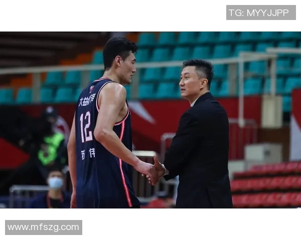 苏伟的成长之路：从普通学生到行业领军人物的奋斗历程与启示